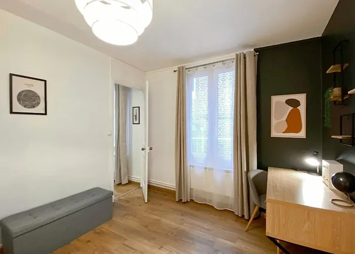 Pierre Proche Place Saint Marc * Rouen