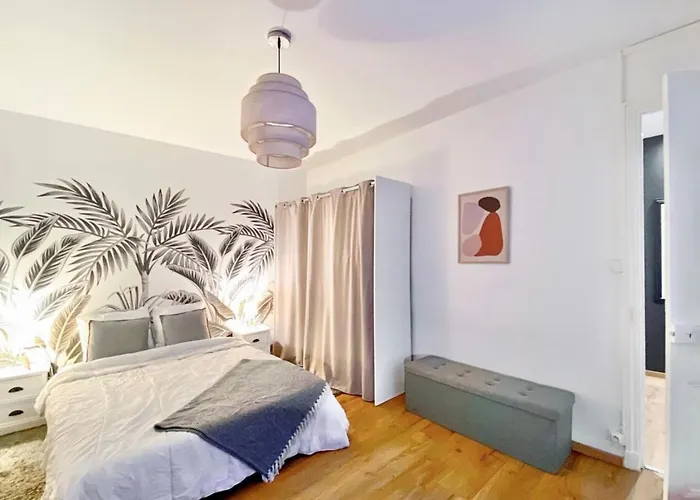 Pierre Proche Place Saint Marc Rouen